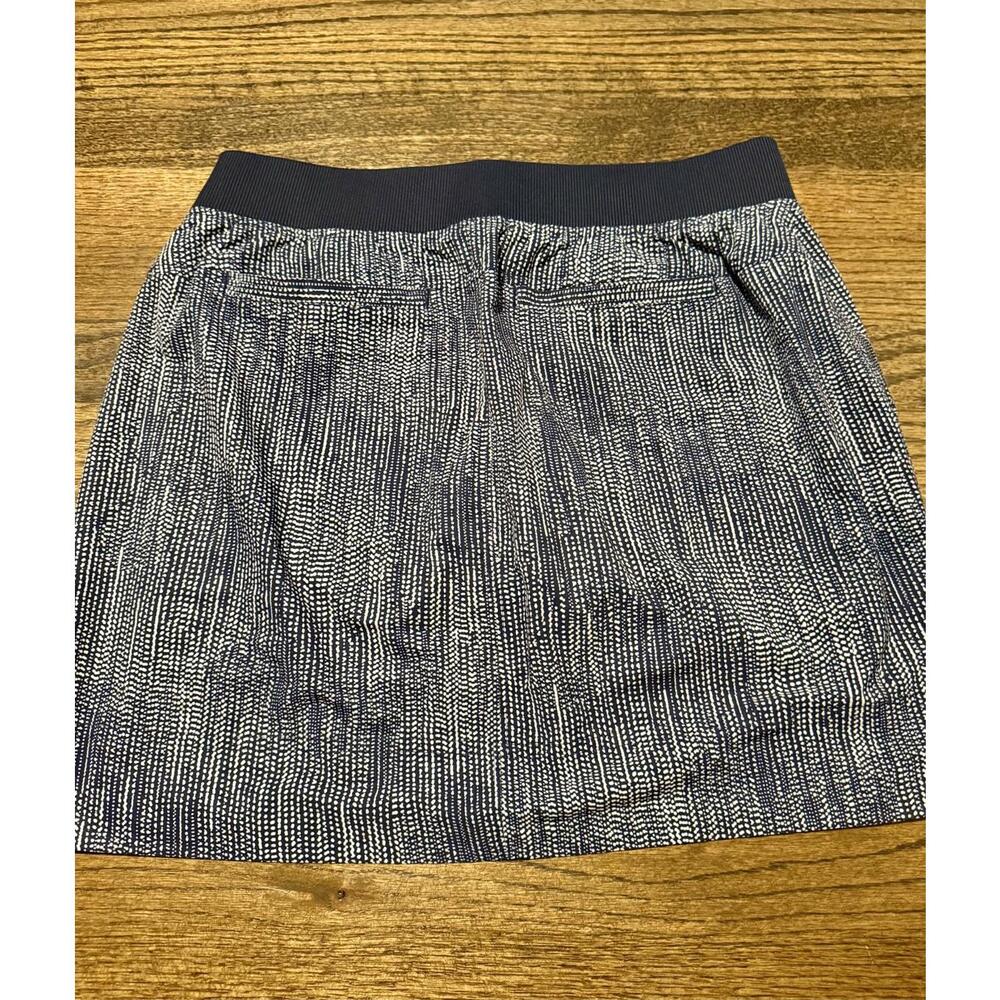 NWOT Athleta Blue Batik Midtown Skort Size 6 - Picture 3 of 7